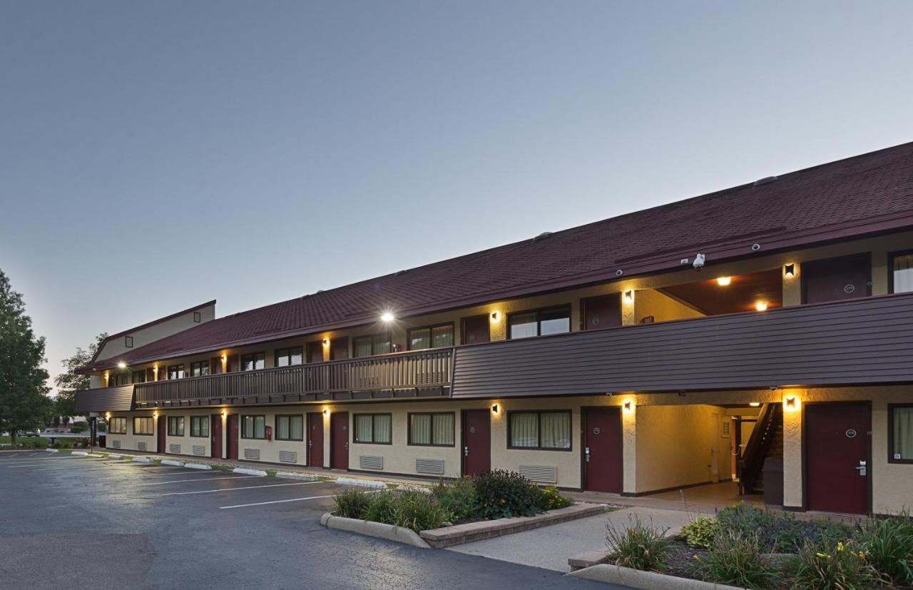 Red Roof Inn Lansing West - Msu Buitenkant foto