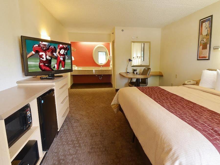 Red Roof Inn Lansing West - Msu Buitenkant foto